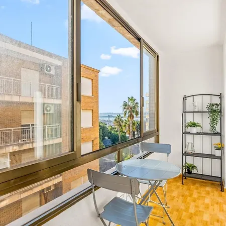 Lägenhetshotell Unique 4-2 3*